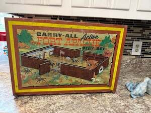 Vintage Louis Marx & Co. Fort Apache Carry-All Action Play Set Style No. 4685
